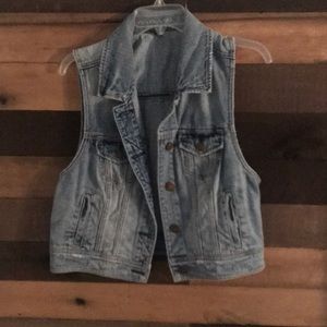 Jean  vest!